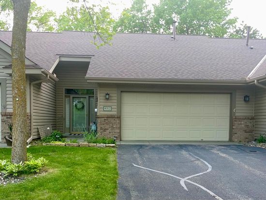 8312 Rhoy St, Victoria, MN 55386