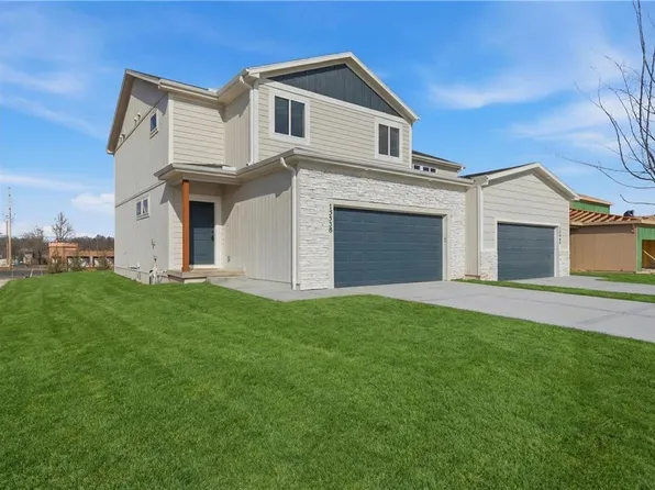 15558 E 47th Ter, Kansas City, MO 64110