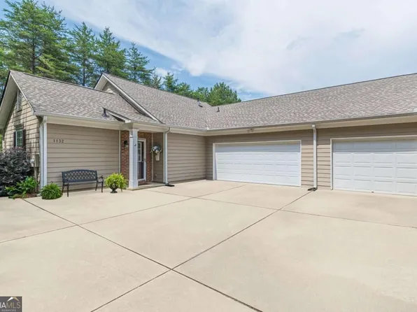 1132 Camry Cir, Dallas, GA 30157