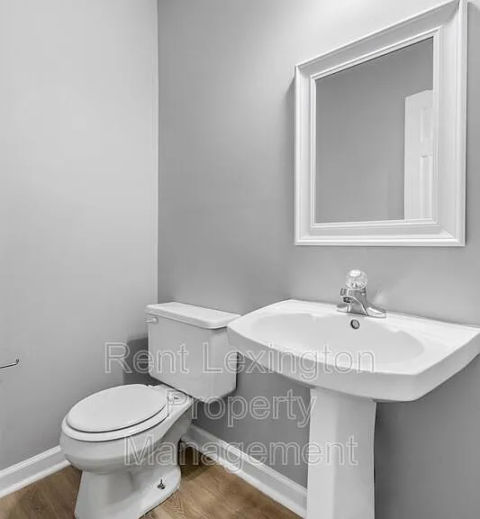 4589 Fieldmoor Dr — Photo 17