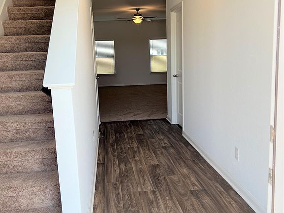 3rd image of 4814 Duck Creek St