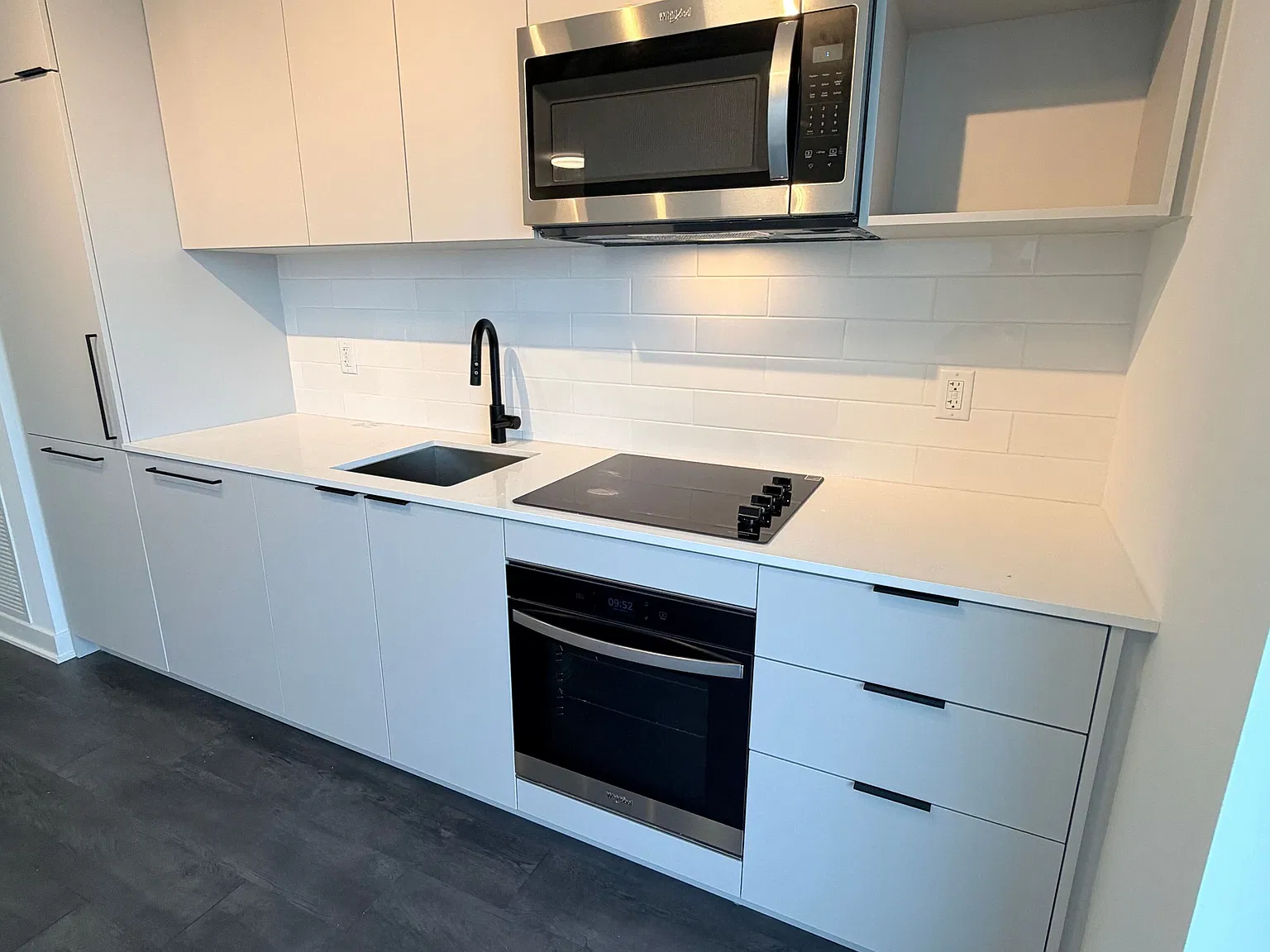 2 bed, $2,400 — Photo 4