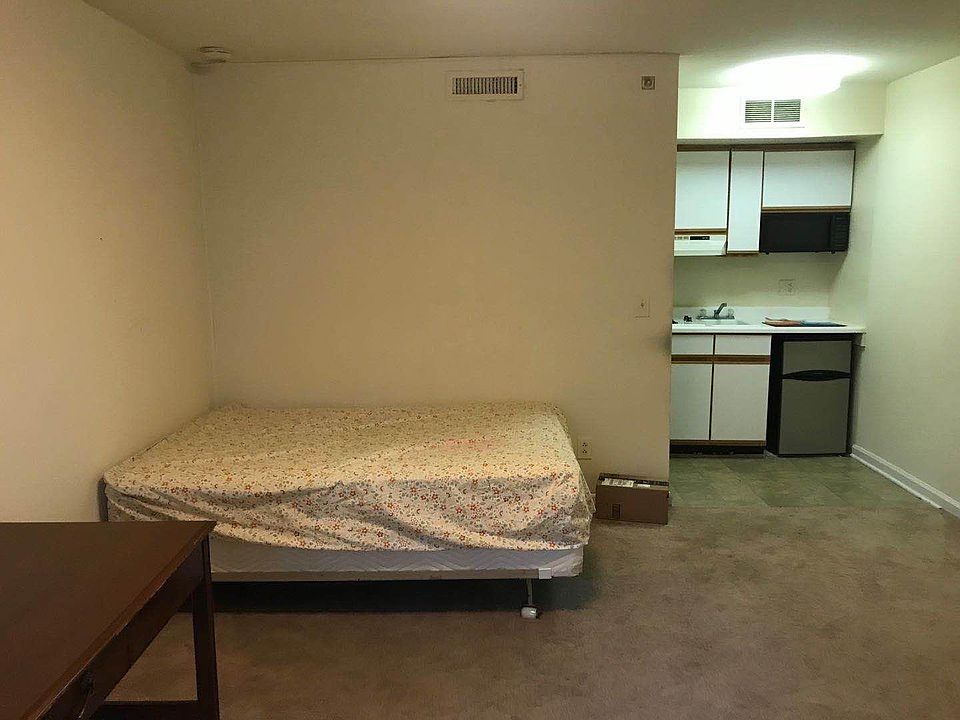 2nd image of 208 Turner St NW APT 118