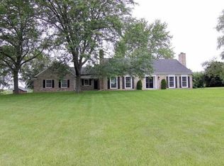 1829 S Brooklyn Dr, Stoughton, WI