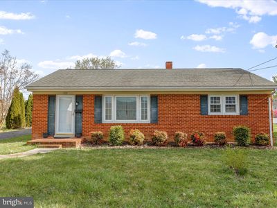 759 E King St, Strasburg, VA, 22657