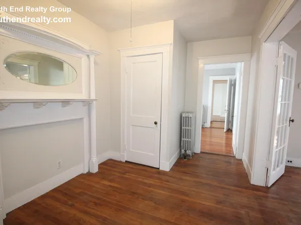 61 Foster St, Arlington, MA 02474