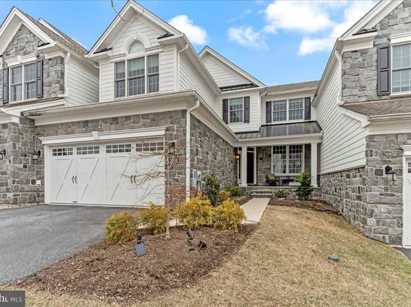 3816 Fieldpoint Rd, Newtown Square, PA 19073