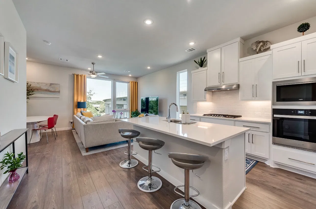 2 bed, 1508 sqft, $3,000 — Photo 3