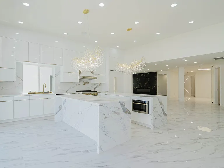 9010 Dempsey Ave — Photo 13