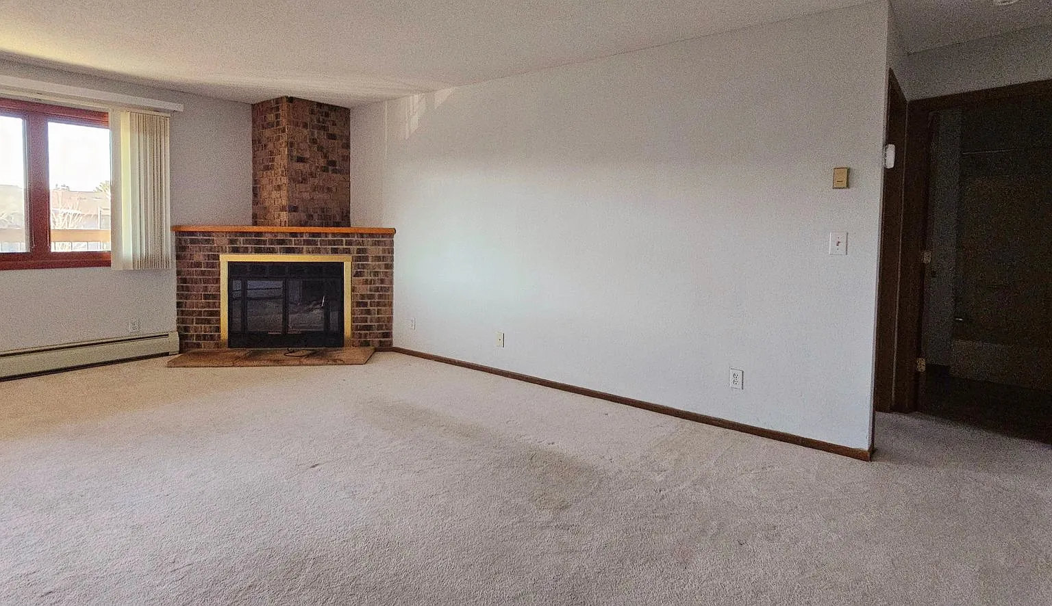 Plymouth Condo For Rent — Photo 3