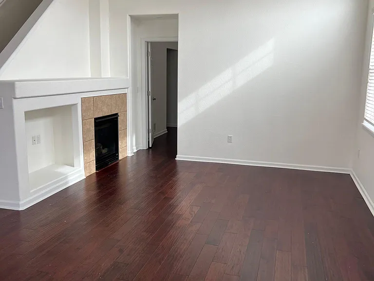23140 York Ave — Photo 20