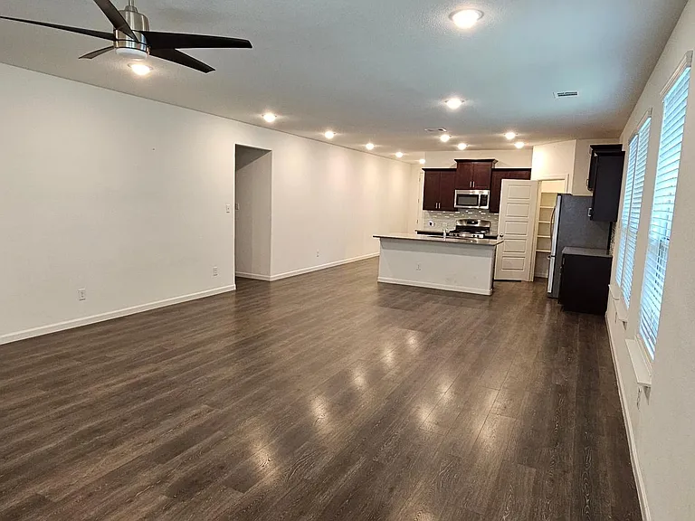 4836 Carmel Valley Dr — Photo 5