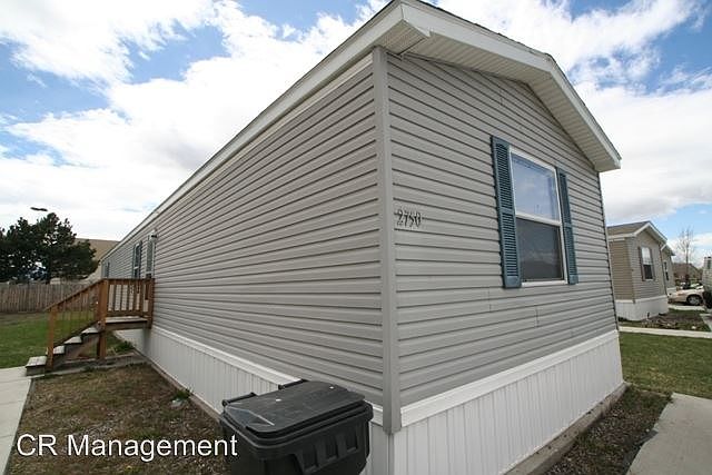1st image of 2750 Donna Ave