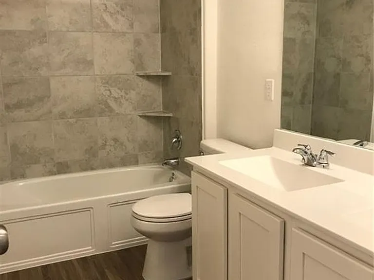 107 Ozark Dr — Photo 17