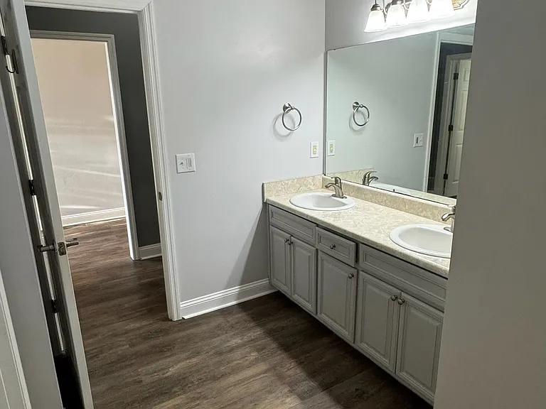 4301 Summer Hill Pl — Photo 33