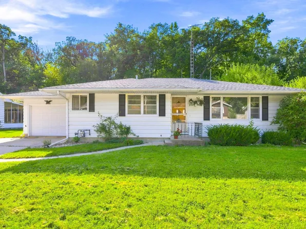 717 Cloute St, Fort Atkinson, WI 53538