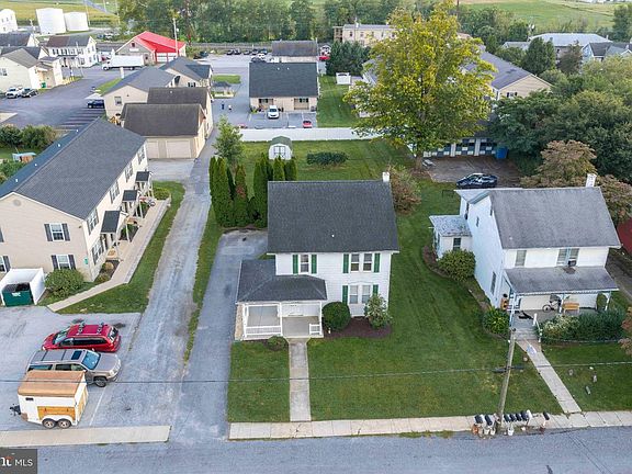 5th image of 26 N Kinzer Rd