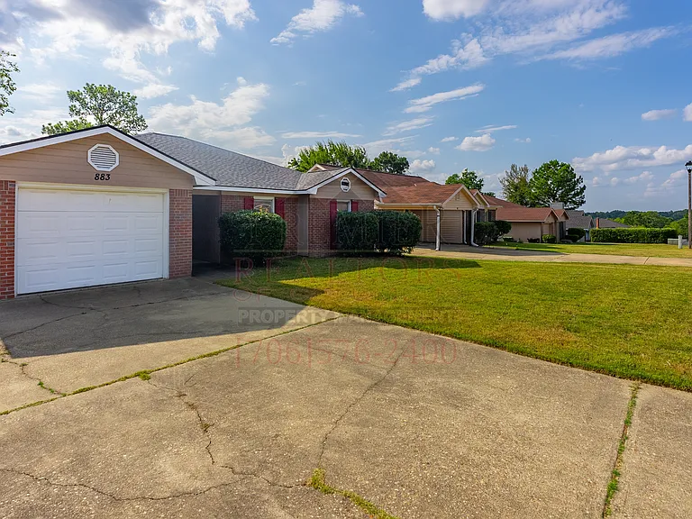 883 Chesapeake Way — Photo 4