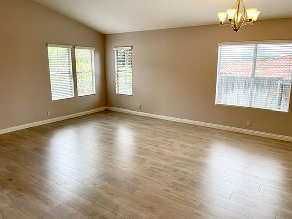 3rd image of 9525 Stargaze Ave