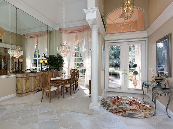 3rd image of 6822 Highland Pines Cir