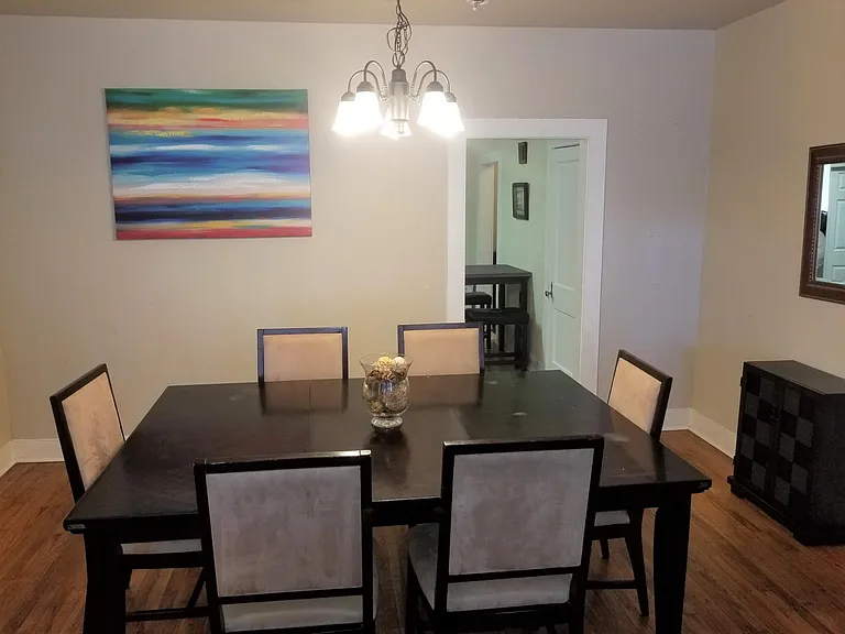 725 Marshall St — Photo 3
