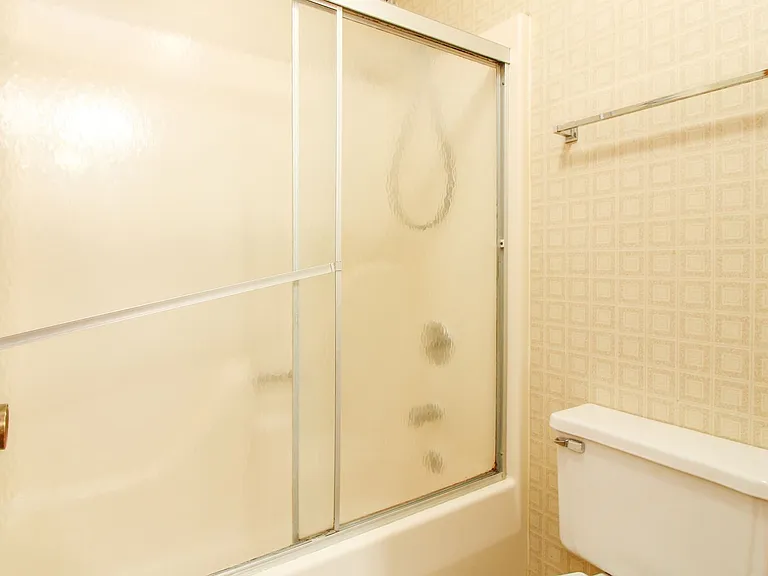 1812 Sunrise Dr — Photo 3
