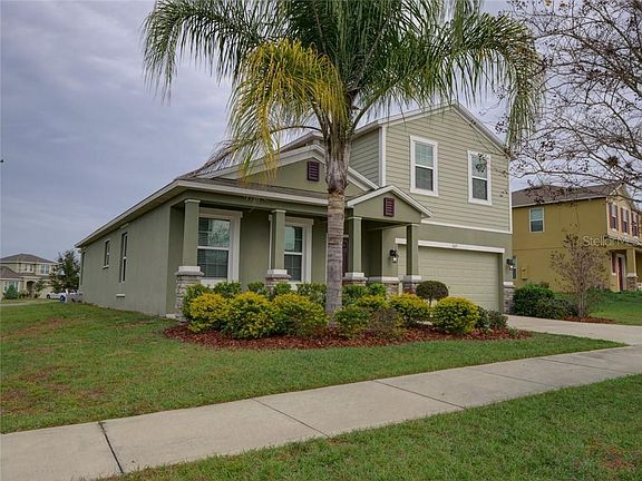 3rd image of 527 Kestrel Dr