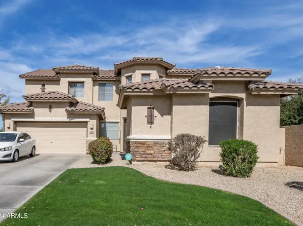 82 W RAVEN Drive, Chandler, AZ 85286
