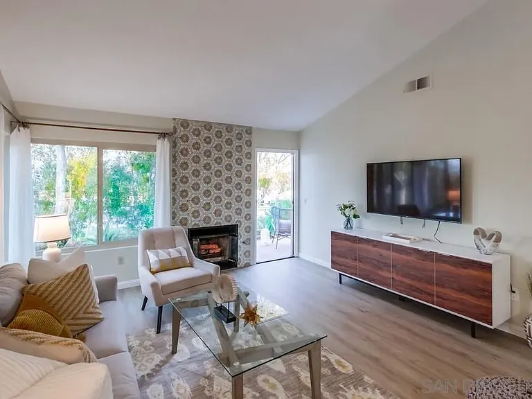 12242 Paseo Lucido #12242C — Photo 10