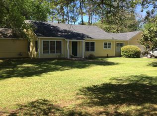 1221 Kirk Cir, Greenville, MS 38701