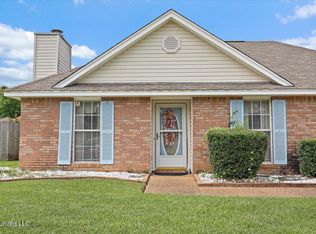 2120 Meagan Dr, Byram, MS 39272