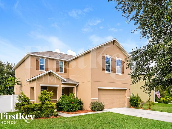 2nd image of 165 Tracy Cir