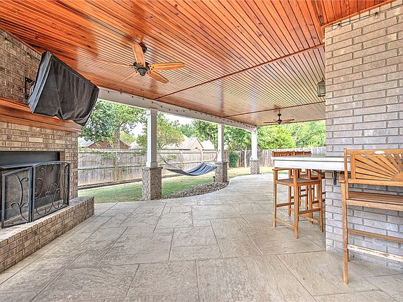3rd image of 5212 S 44th Pl
