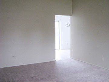 3rd image of 124 Alderwood Dr
