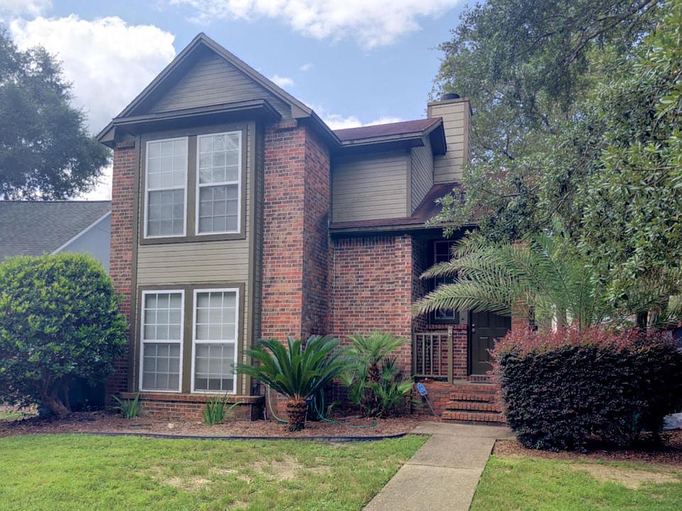 1st image of 116 Parkwood Dr