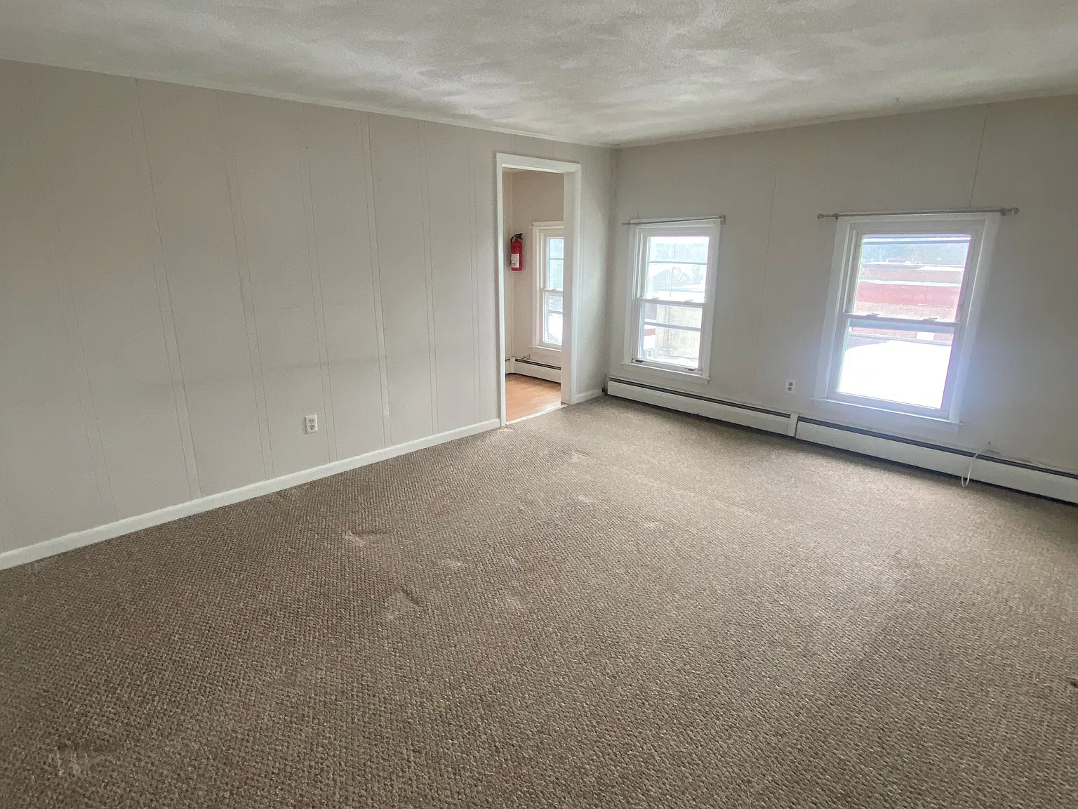 2 bed, 1000 sqft, $1,900 — Photo 4