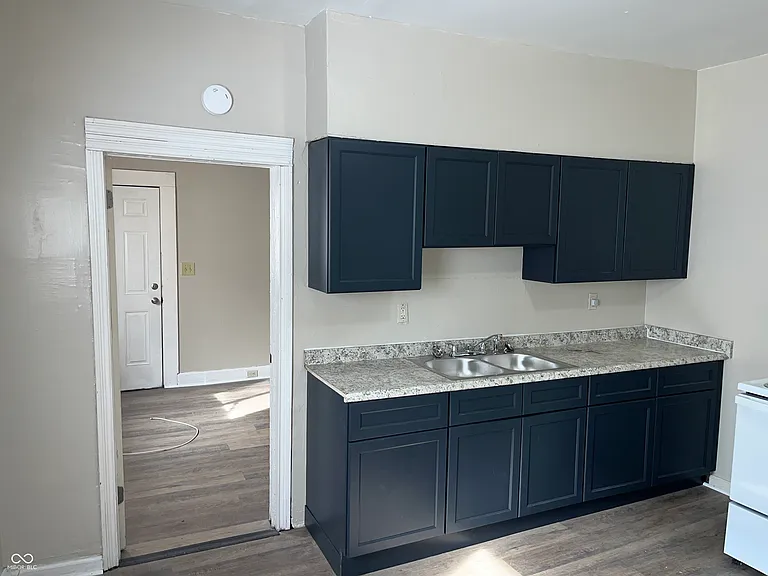 1538 N Grant Ave #B — Photo 5