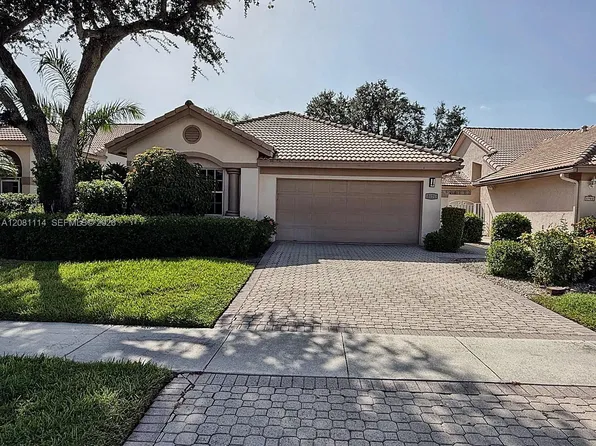 8976 Shoal Creek Ln, Boynton Beach, FL 33472