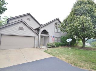 4042 Saint Andrews Ct APT 4, Canfield, OH 44406