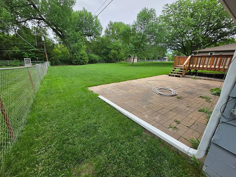 501 Adare Rd — Photo 17