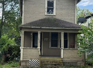 1676 Etruria St, East Liverpool, OH