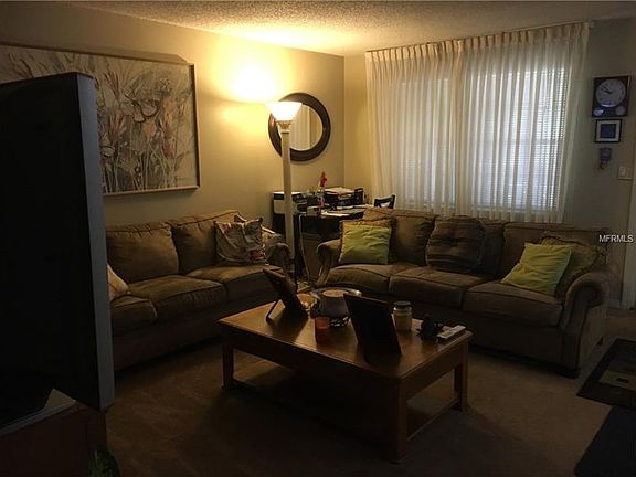 4th image of 2883 S Osceola Ave #1
