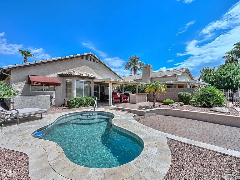 10509 W Runion Dr — Photo 31