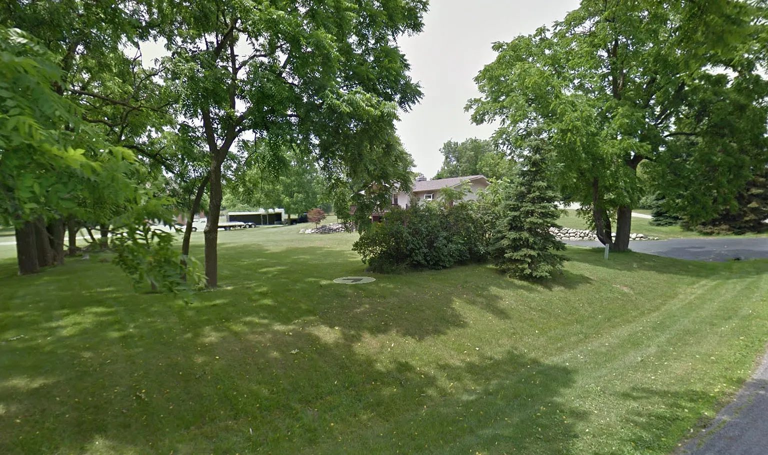 9070 Grenoble Dr photo 1