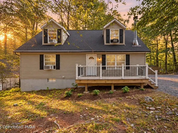 350 Maxatawny Dr, Pocono Lake, PA 18347