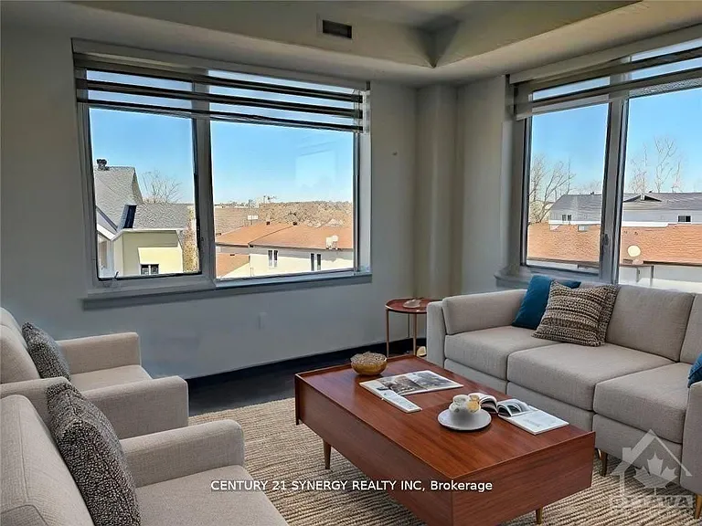 787 Principale St #305 — Photo 9