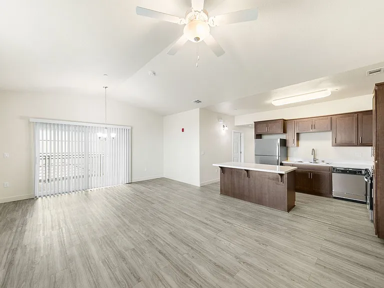 Luxe Ripon Apartments — Photo 7