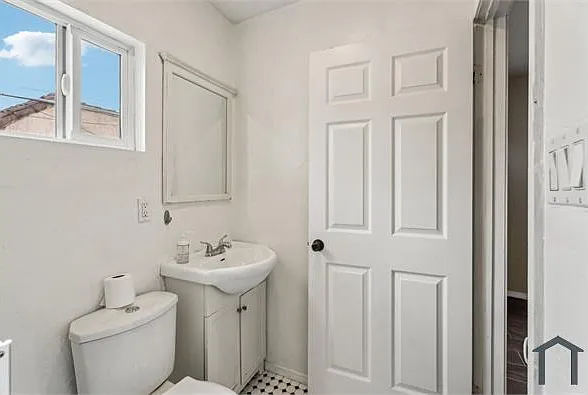 124 W 110th St — Photo 26