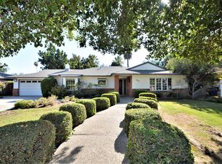 3227 W Robinwood Ln, Fresno, CA