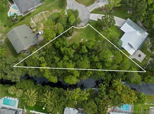 7809 SE River Ln, Stuart, FL 34997